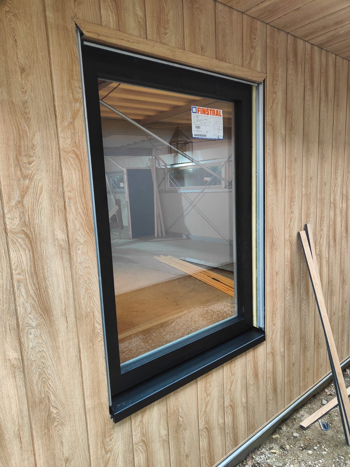 Finstral montage houten bijgebouw